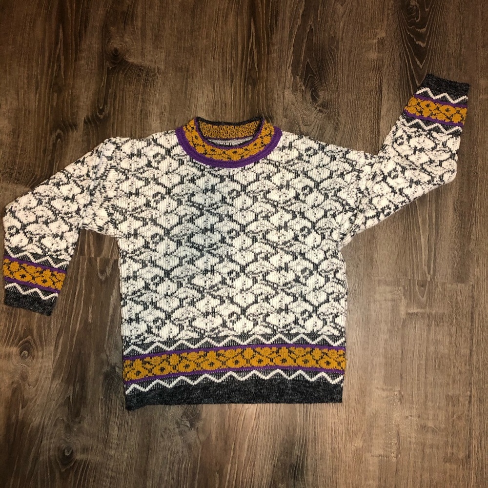Sweater - Vintage - pull over - ugly sweater